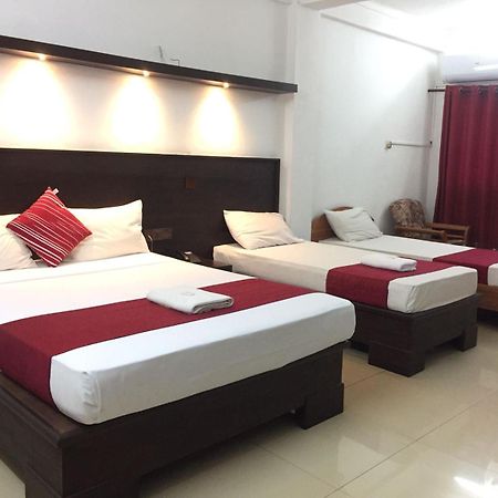 Hotel Nelly Vavuniya Luaran gambar