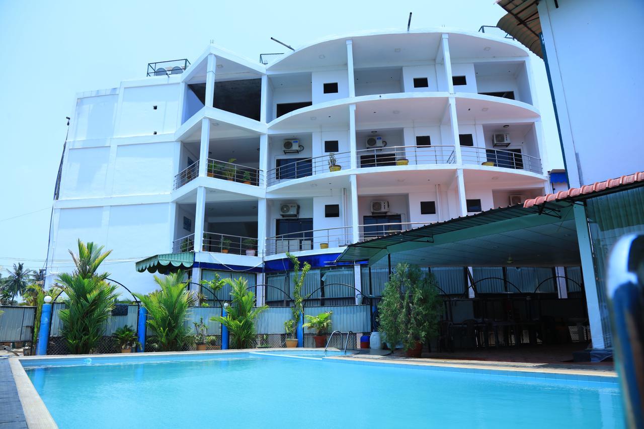 Hotel Nelly Vavuniya Luaran gambar